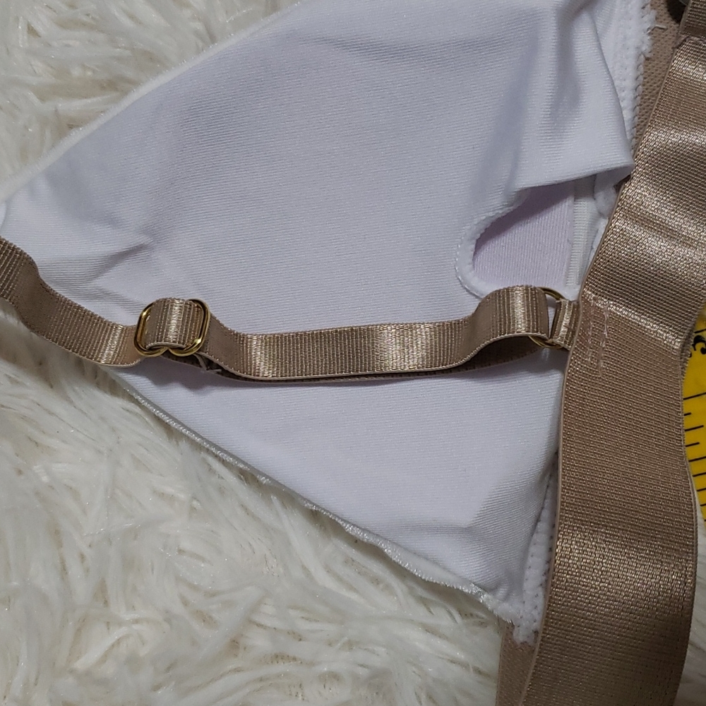 ✨Brand NWOT✨White Valore, Sand Brown Trim Bikini. So sexy and classy! Beautiful! - Picture 6 of 6